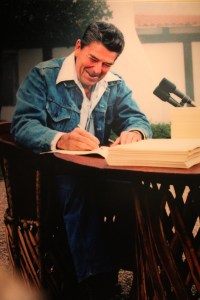 Photo of mural at library.