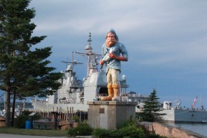 Big ship, big fisherman!