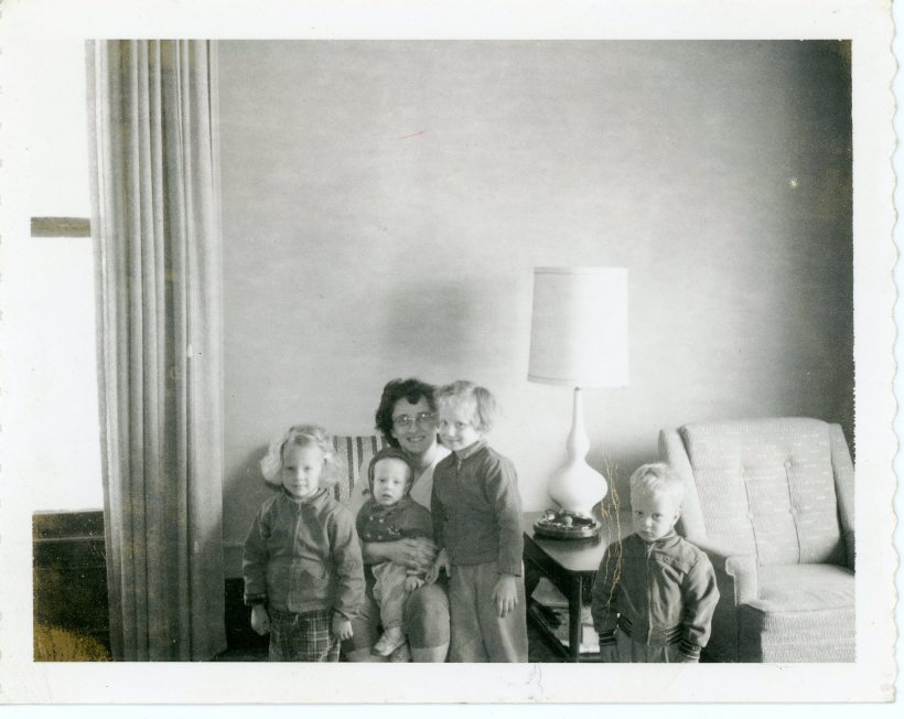 I love the 'mid-century-ish" of this.  And it was mid century too