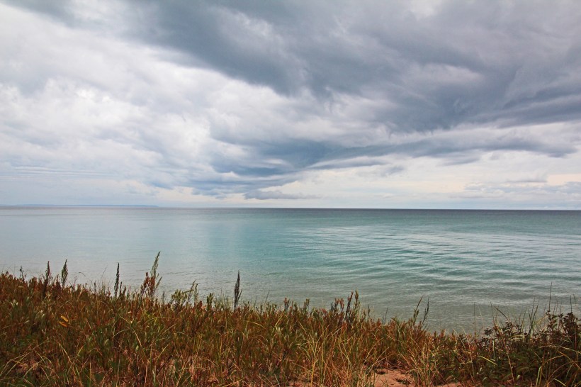 A clear blue sky would be boring.
